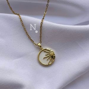 گردنبند زنانه مدل خورشید گلد