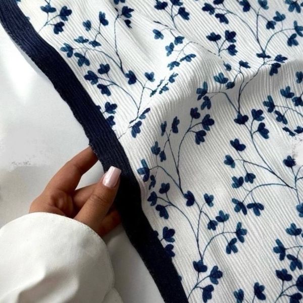 شال نخ پلیسه طرحدار