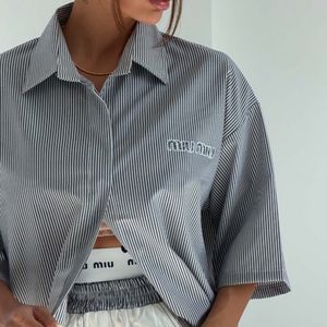 مشخصات ست شومیز و شلوار راه راه MIU MIU کد 160976