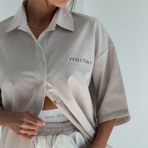 خرید انلاین ست شومیز و شلوار راه راه MIU MIU کد 160976