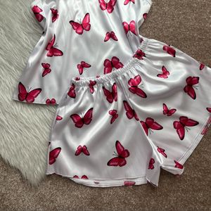 خرید آنلاین تاپ و شلوارک ساتن پروانه 🦋