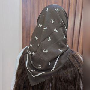 قیمت ارزان مینی اسکارف موکا طرح‌بندی