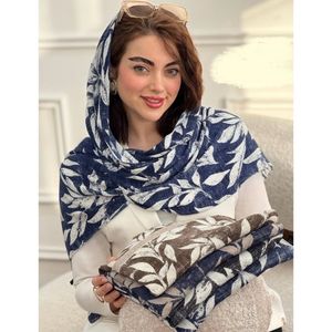 شال نخ برشکا لمه دار