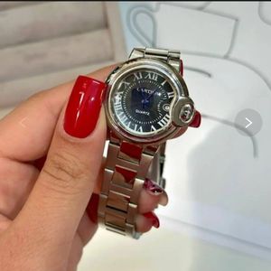 ساعت مچی زنانه طرح کارتیر بالن بلو رنگ مشکی