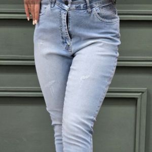 فروش اینترنتی شلوار جین اسکینی زنانه رنگ آبی قد 85 سانتی
