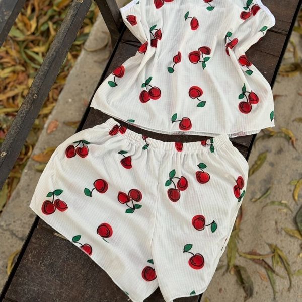 تاپ و شلوارک نخی طرح آلبالو🍒