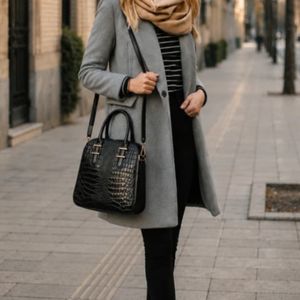 خرید انلاین کیف دستی چرم طبیعی گاوی هلیان z2