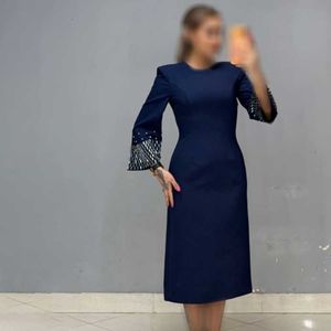 پیراهن میدی پوشیده آستین کارشده شرق