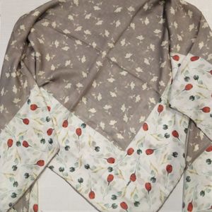 روسری نخی طرحدار قواره دار rsrq9ia