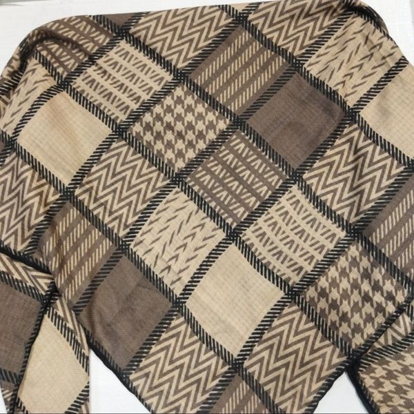 روسری نخی 4 خونه قواره 140 rsrs43