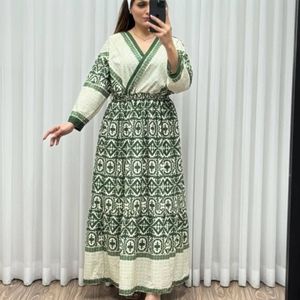 مشخصات ساحلی زنانه پیراهن بارداری و شیردهی فلور بوگاتی فری سایز تا 50