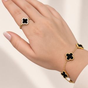 قیمت دستبند ونکلیف پنچ گل