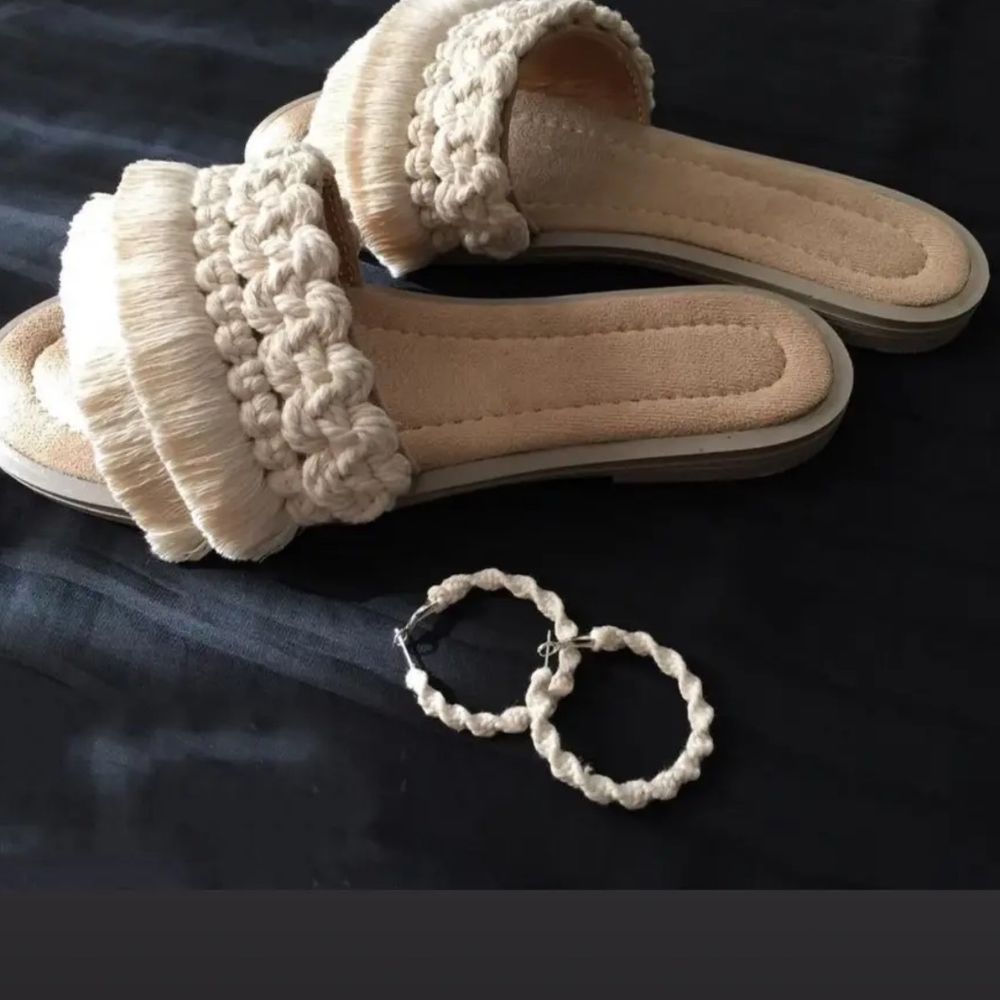 مشخصات ست صندل و گوشواره مکرومه بافی