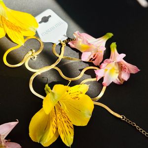 فروش اینترنتی ست گردنبند و دستبند ماری زنانه