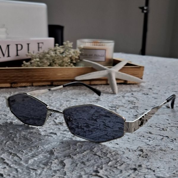 عینک آفتابی طرح لوزی سلین فریم نقرهای عدسی مشکی UV400Celine Sunglasses
