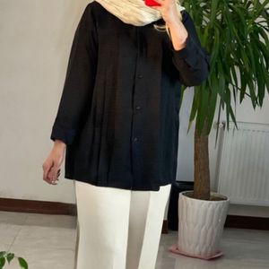 مانتو جلو‌ پیله پرستو
