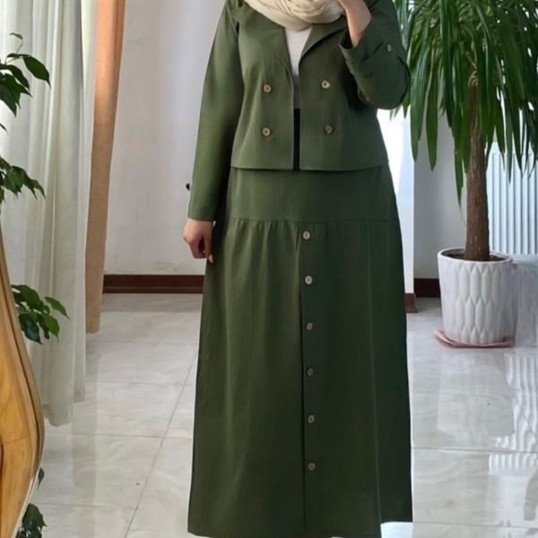 کت دامن جلو دکمه