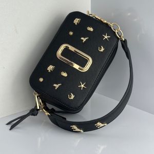 کیف زنانه وارداتی جاکوبز اکسسوری دار