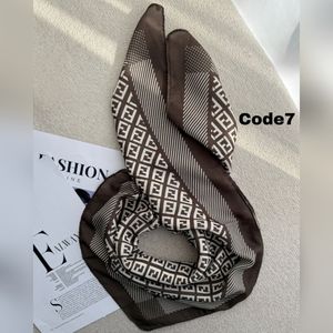 مینی اسکارف فندی