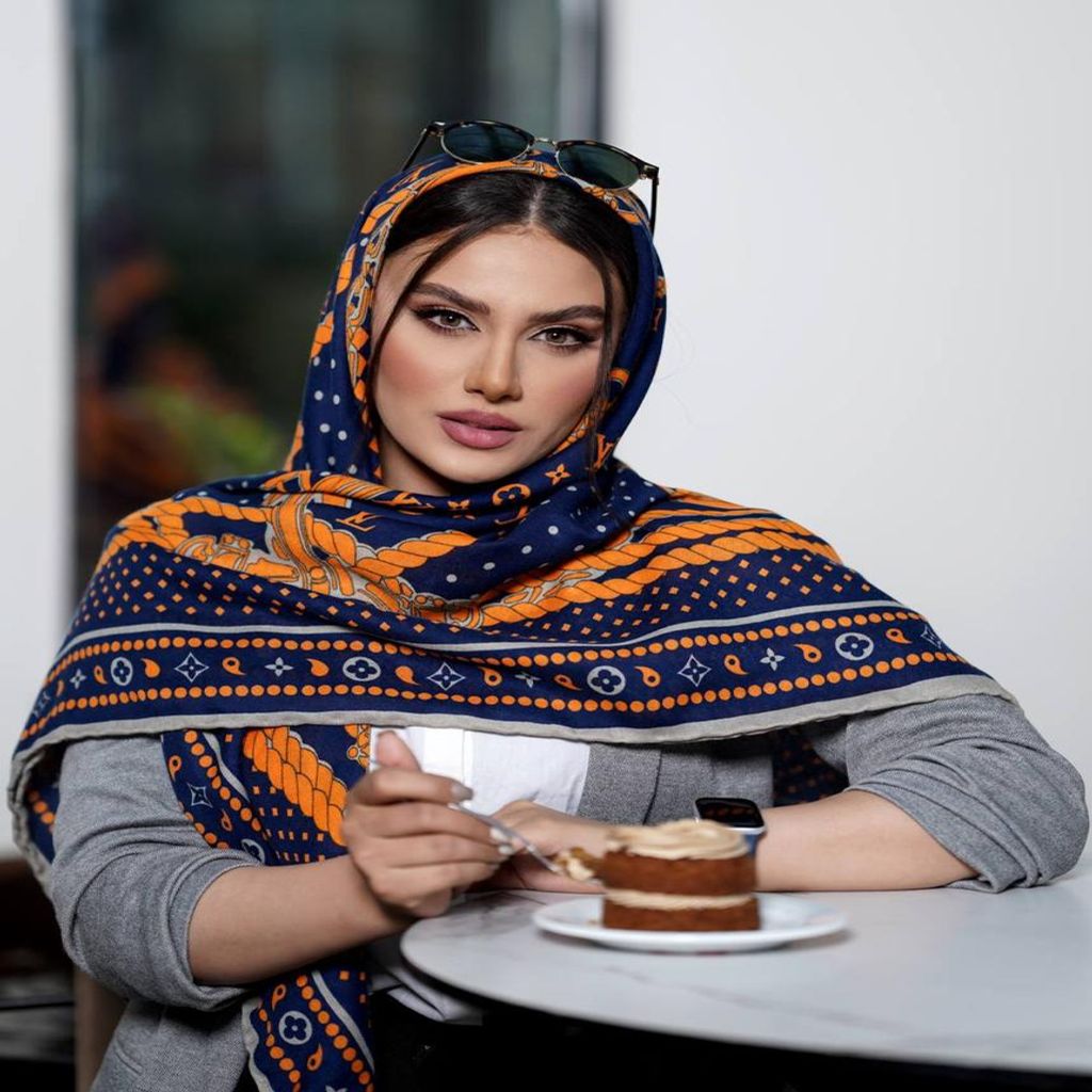 خرید اینترنتی قیمت روسري نخي Lv در رنگبندی