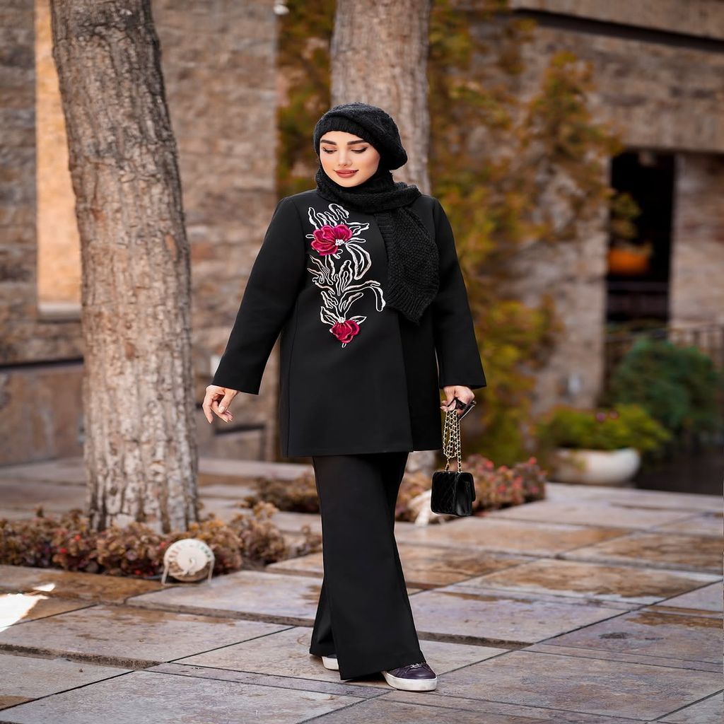 خرید اینترنتی قیمت کت پاییزه با گل‌های مخملی برجسته