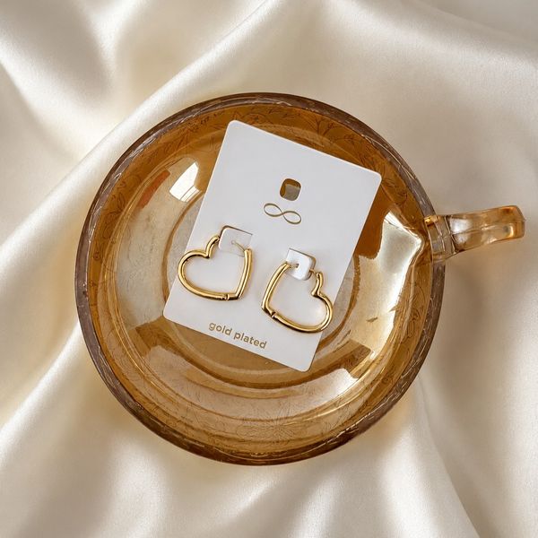 گوشواره حلقه‌ای قلبی طلایی