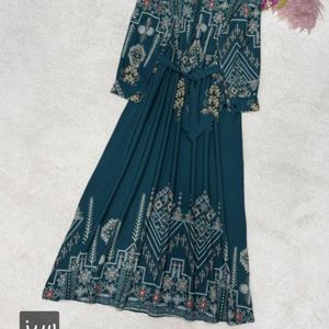 پیراهن ساحلی سنتی