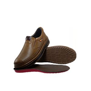 خرید اینترنتی قیمت کفش طبی/روزمره مردانه بدون بند کلارک اصل گردویی