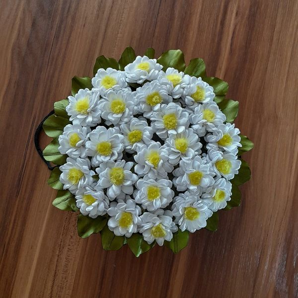 باکس گل مدل بابونه سفید