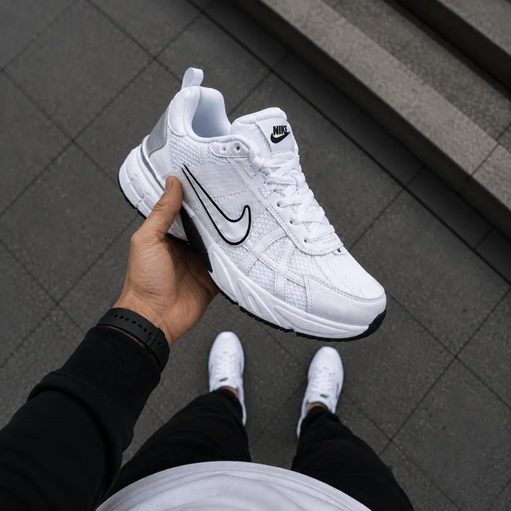 خرید اینترنتی قیمت کفش ورزشی نایک وی تو کی ران NIKE V2K RUNسفید