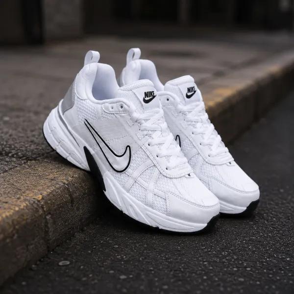 کفش ورزشی نایک وی تو کی ران NIKE V2K RUNسفید