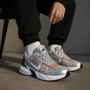 خرید اینترنتی قیمت کفش ورزشی نایک وی تو کی ران NIKE V2K RUNطوسی
