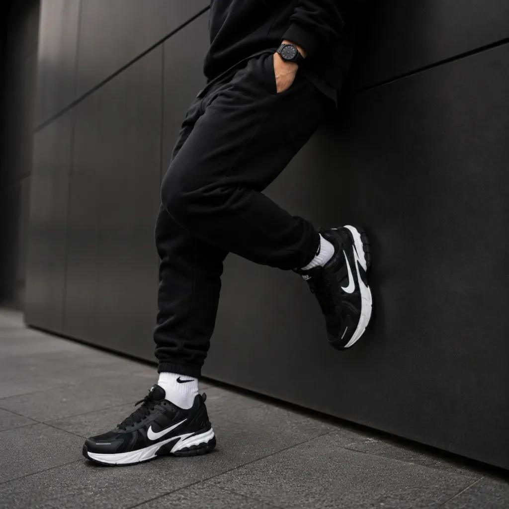 خرید اینترنتی قیمت کفش ورزشی نایک وی تو کی ران NIKE V2K RUNمشکی