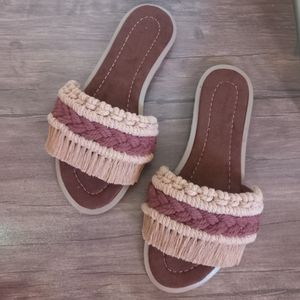 فروش اینترنتی صندل یا دمپایی مکرومه تخت روفرشی