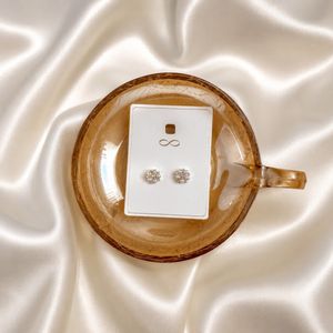 گوشواره میخی شکوفه مروارید