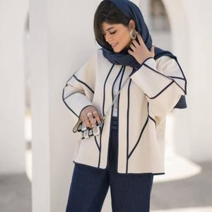 مشخصات مانتو شلوار اسپرت زنانه شیک تن خور شیک بمب فروش