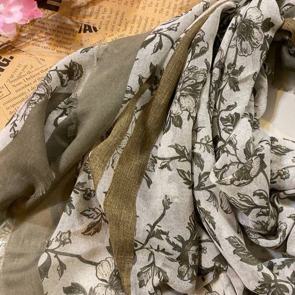 روسری سوپر نخ طرحدار