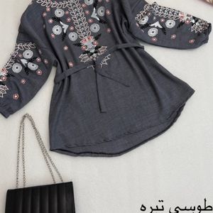 مشخصات مانتو دخترانه شونیز مانتویی گلدوزی شیک شانتون درجه یک