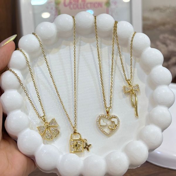 گردنبند رنگ ثابت نگین کاری