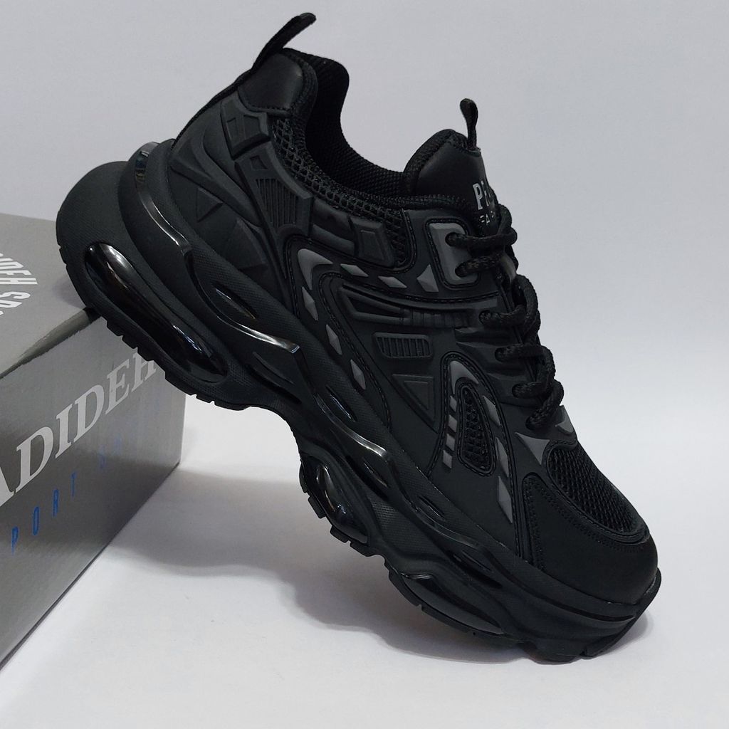 فروش اینترنتی کتانی اسپرت طرح جدید پرادا Prada با پاخور شیک و جذاب