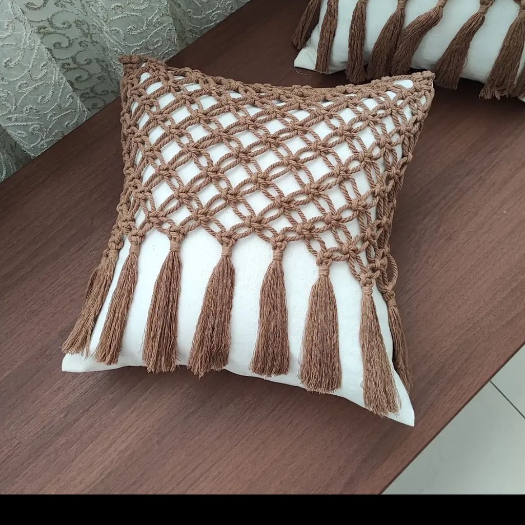 قیمت ارزان کاورکوسن مکرومه مدل شهرزاد