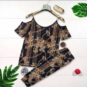 خرید اینترنتی تاپ و شلوارک تینا