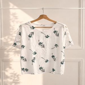تیشرت گلدار زنانه سرشانه مروارید