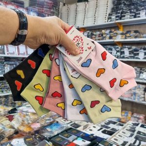 جوراب زنانه مچی نخی طرح قلبی