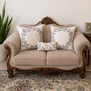 مشخصات کاور کوسن طرح حلقه گل آبی و کرم بدون الیاف هر عدد