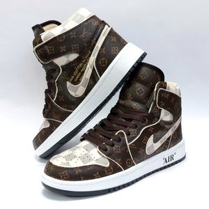 خرید اینترنتی کتانی نایک جردن وان ساقدار طرح لوییز ویتون Nike Jordan LV