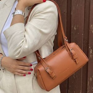 کیف زنانه دوشی مدل 8267