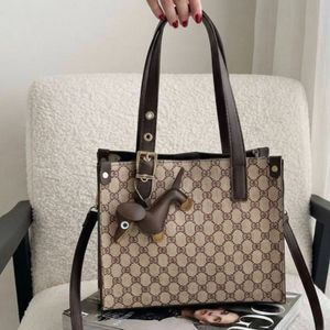 فروش اینترنتی کیف زنانه دستی مدل 64