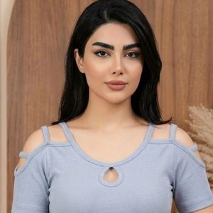 تیشرت زنانه کبریتی یقه اشکی سرشانه نردبانی فری سایز | دلسامه