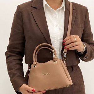 مشخصات کیف زنانه دستی مدل 2180